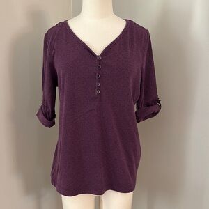 Denver Hayes Purple with Black Polka Dot V-Neck 1/2 Sleeve Tee Sz L